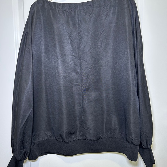 Prologue Black Relaxed Blouse with Long Billowy Sleeves - Picture 3 of 5